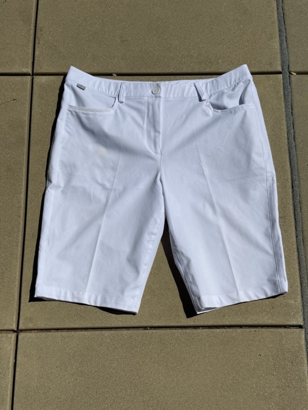 NVO by Lanctot Bermuda shorts - size 10